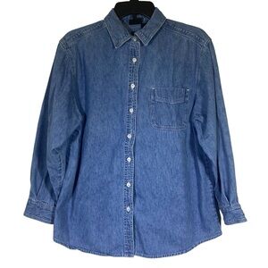Route 66 women's size Medium denim button up long sleeve collared shirt